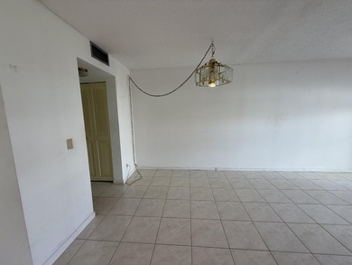 Welcome to this FIRST FLOOR 1 BEDROOM /1.1 BATH Condo located in - photo 20