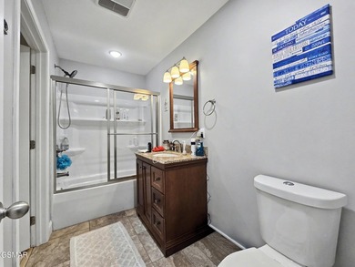 Beautifully updated 4-bedroom home in the heart of Seymour with - photo 25