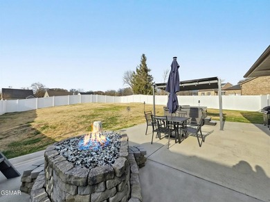Beautifully updated 4-bedroom home in the heart of Seymour with - photo 27