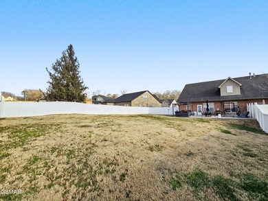 Beautifully updated 4-bedroom home in the heart of Seymour with - photo 28