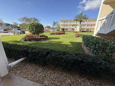 Welcome to this FIRST FLOOR 1 BEDROOM /1.1 BATH Condo located in - photo 36