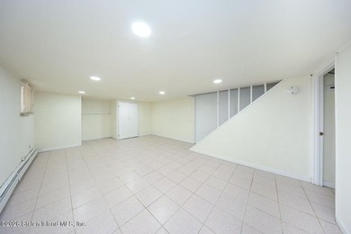 Located in Little Neck, Queens and situated on huge 20x172 lot - photo 36