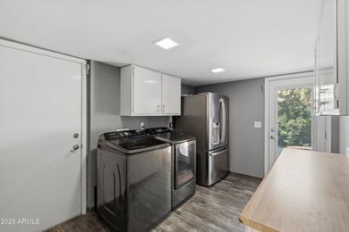 SOLAR OWNERSHIP BENEFITS!!!! Beautifully maintained and paired - photo 38