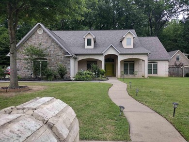 Beautiful, spacious home in Hurricane Lake Estates. 4 bedrooms - photo 3