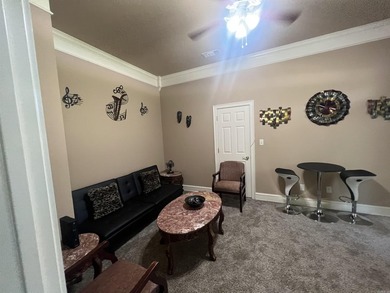 Beautiful, spacious home in Hurricane Lake Estates. 4 bedrooms - photo 9