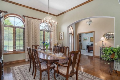 This extraordinary estate near beautiful Fellows Lake was built - photo 6