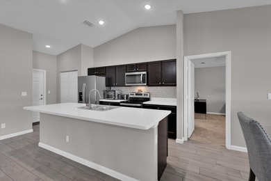 Short sale subject to lender approval. Don't miss this - photo 15