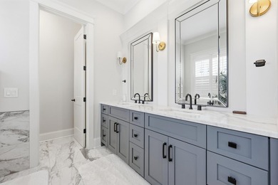 Custom Lowcountry masterpiece in Palmetto Harbour, one of North - photo 17