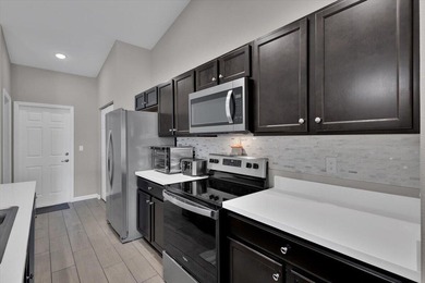 Short sale subject to lender approval. Don't miss this - photo 19