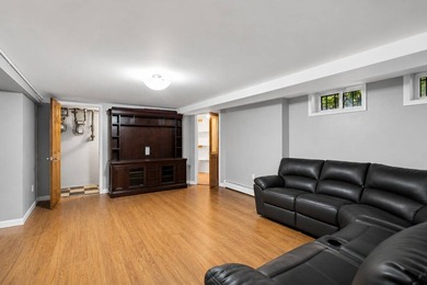 Rare offering on prestigious Ridge Boulevard. This corner - photo 20