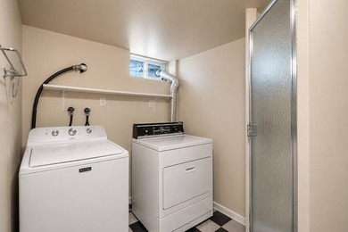 Rare offering on prestigious Ridge Boulevard. This corner - photo 21