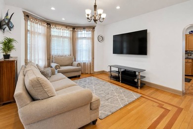 Rare offering on prestigious Ridge Boulevard. This corner - photo 31