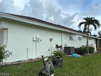 Property under renovation - Just needs new tile - new paint - photo 4