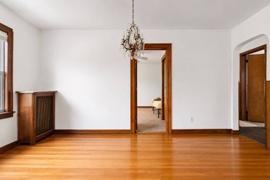 Rare offering on prestigious Ridge Boulevard. This corner - photo 37