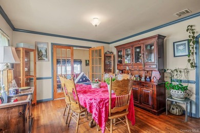 Enjoy the possibilities this charming 3-bedroom, 1-bath ranch - photo 3