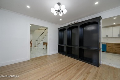 Your Forever Home Awaits! Beautiful 5 Bed 3.5 Bath Custom - photo 20
