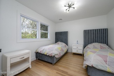 Your Forever Home Awaits! Beautiful 5 Bed 3.5 Bath Custom - photo 25
