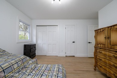 Your Forever Home Awaits! Beautiful 5 Bed 3.5 Bath Custom - photo 28