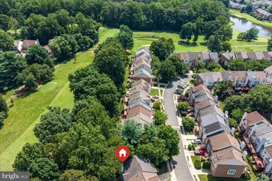 OPEN Sunday 7/19 1-3 PM. Welcome to this end-unit townhome - photo 3