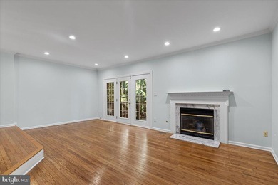 OPEN Sunday 7/19 1-3 PM. Welcome to this end-unit townhome - photo 7