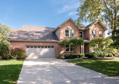 Lake Home For Sale in Naperville, Illinois