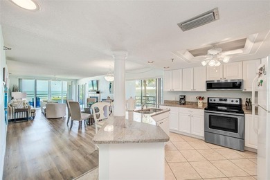 Under contract-accepting backup offers. Welcome to the iconic - photo 5