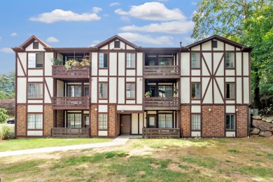 Lake Whitney Condo Sale Pending in Hamden Connecticut