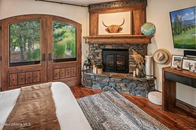 FULLY FURNISHED GOLF CABIN AT PRESTIGIOUS BLACK ROCK. Loaded - photo 22