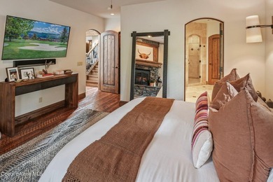 FULLY FURNISHED GOLF CABIN AT PRESTIGIOUS BLACK ROCK. Loaded - photo 25