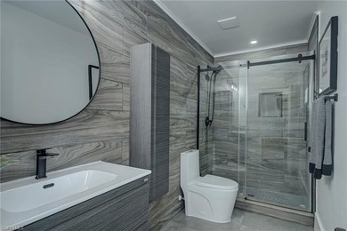 600 SW 18th St, Cape Coral, FL 33991 Welcome to this beautifully - photo 31