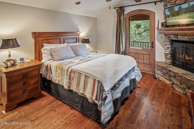 FULLY FURNISHED GOLF CABIN AT PRESTIGIOUS BLACK ROCK. Loaded - photo 31