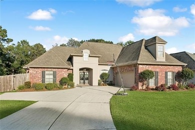 Lake Pontchartrain Home For Sale in Madisonville Louisiana