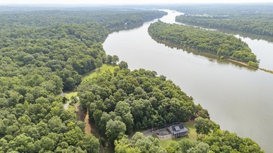 Outstanding TN River Waterfront Property! Rarely does an - photo 2