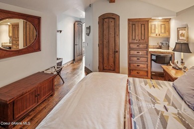 FULLY FURNISHED GOLF CABIN AT PRESTIGIOUS BLACK ROCK. Loaded - photo 33
