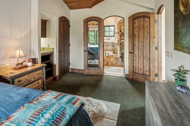 FULLY FURNISHED GOLF CABIN AT PRESTIGIOUS BLACK ROCK. Loaded - photo 36