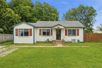 A one of a kind chance to own a 3-bedroom, 1 bath on more than - photo 7