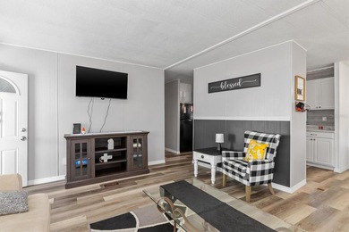 Beautifully furnished home or investment opportunity located in - photo 5