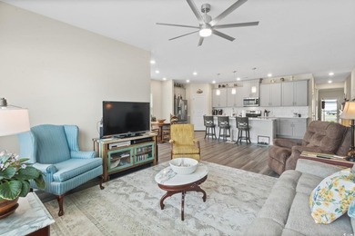 Ask about buyer incentive with an accepted offer. This stunning - photo 2