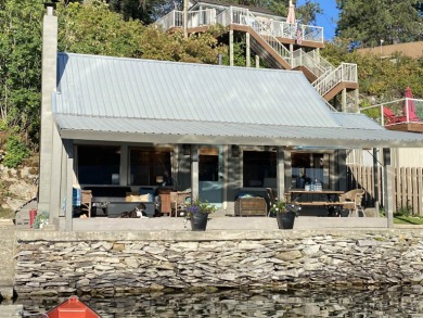 Lake Home For Sale in Loon Lake, Washington