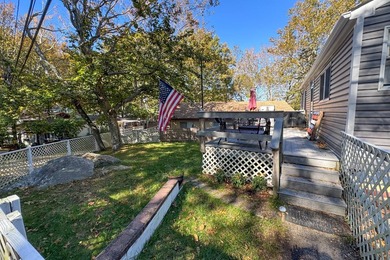 Looking for a chic spot to land while your Hamptons home is - photo 3