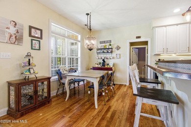 Welcome home to effortless living in the desirable Hunters Ridge - photo 12