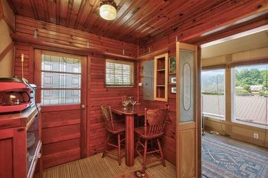 Charming cottage in the Herrington lake area with deeded - photo 13