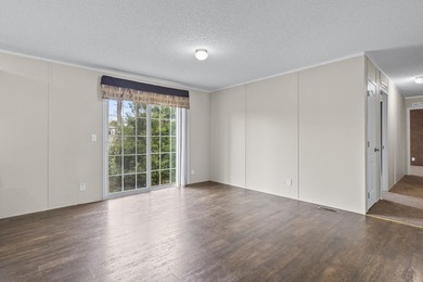 Five-bedroom, two-bathroom, single-story ranch home located one - photo 14