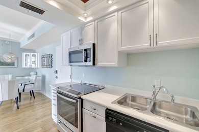 Experience sweeping, unobstructed, panoramic views from this - photo 14