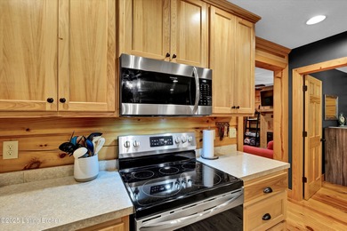 Enjoy Lake Life! Gated community, dock and garage for lake toys! - photo 15