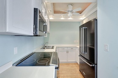 Experience sweeping, unobstructed, panoramic views from this - photo 15