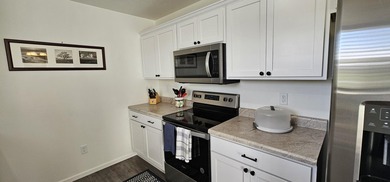 This home still literally looks brand new! Home is non smoking - photo 8