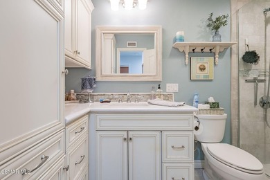 Beautifully remodeled single-story home located in the highly - photo 29