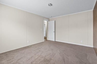 Five-bedroom, two-bathroom, single-story ranch home located one - photo 31