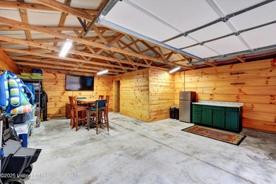 Enjoy Lake Life! Gated community, dock and garage for lake toys! - photo 38
